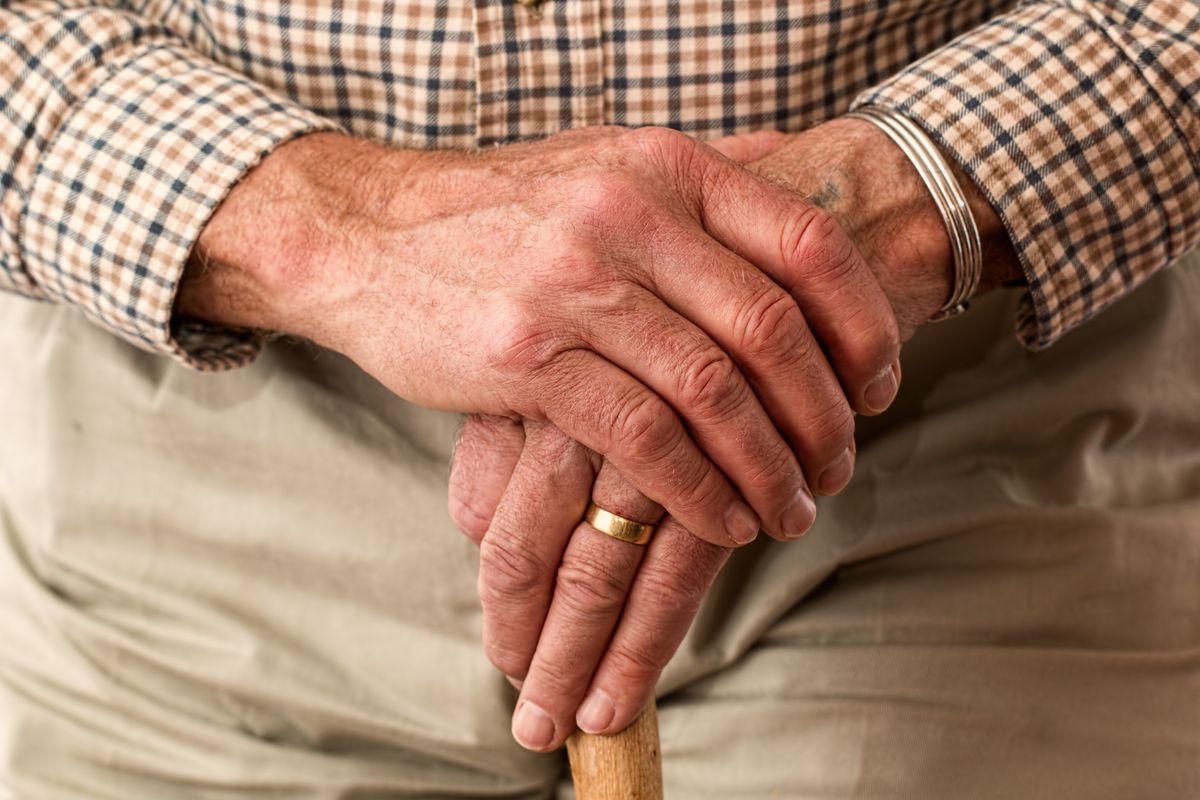 Can Seniors Do Side Hustles?